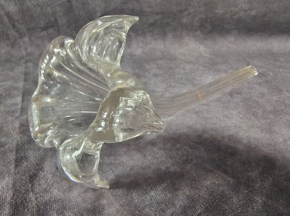 Vintage Hand Blown Clear Art Glass Lily Trumpet Flower